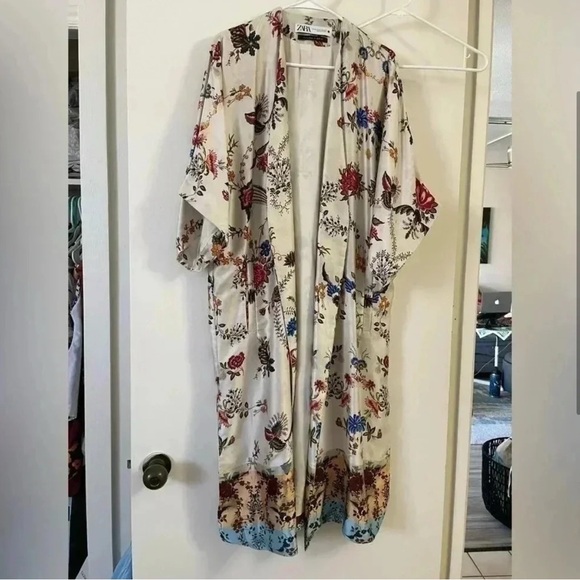 Zara Moroccan Italian Fabric Multicolor Floral Duster - Picture 2 of 5